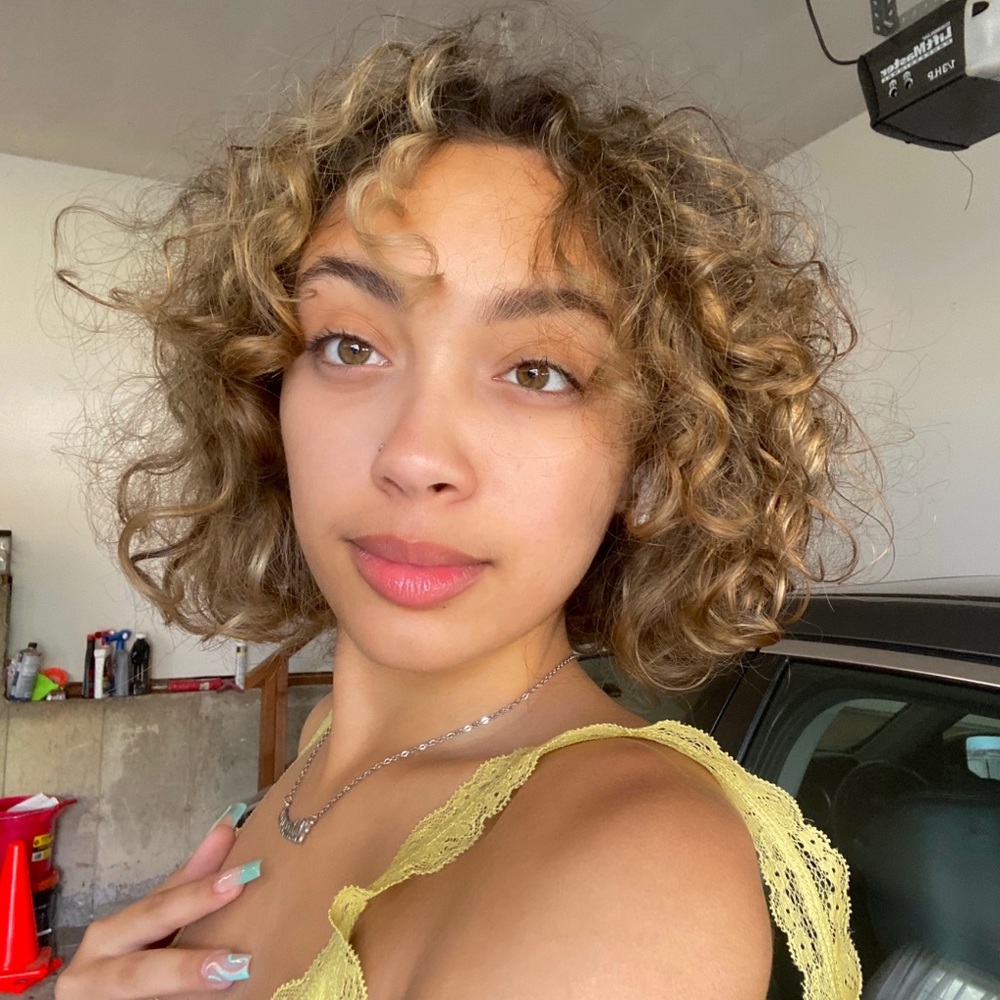 Meet your Posher, Vivianna